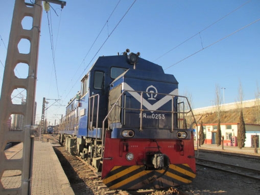 東風10D型內燃調車機調車