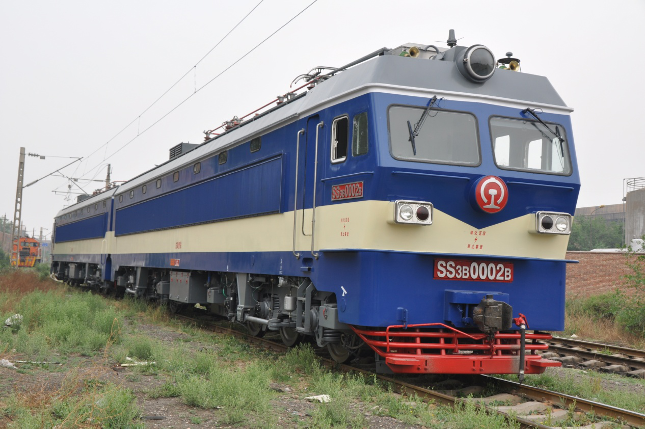 SS3B型（重聯）電力機車