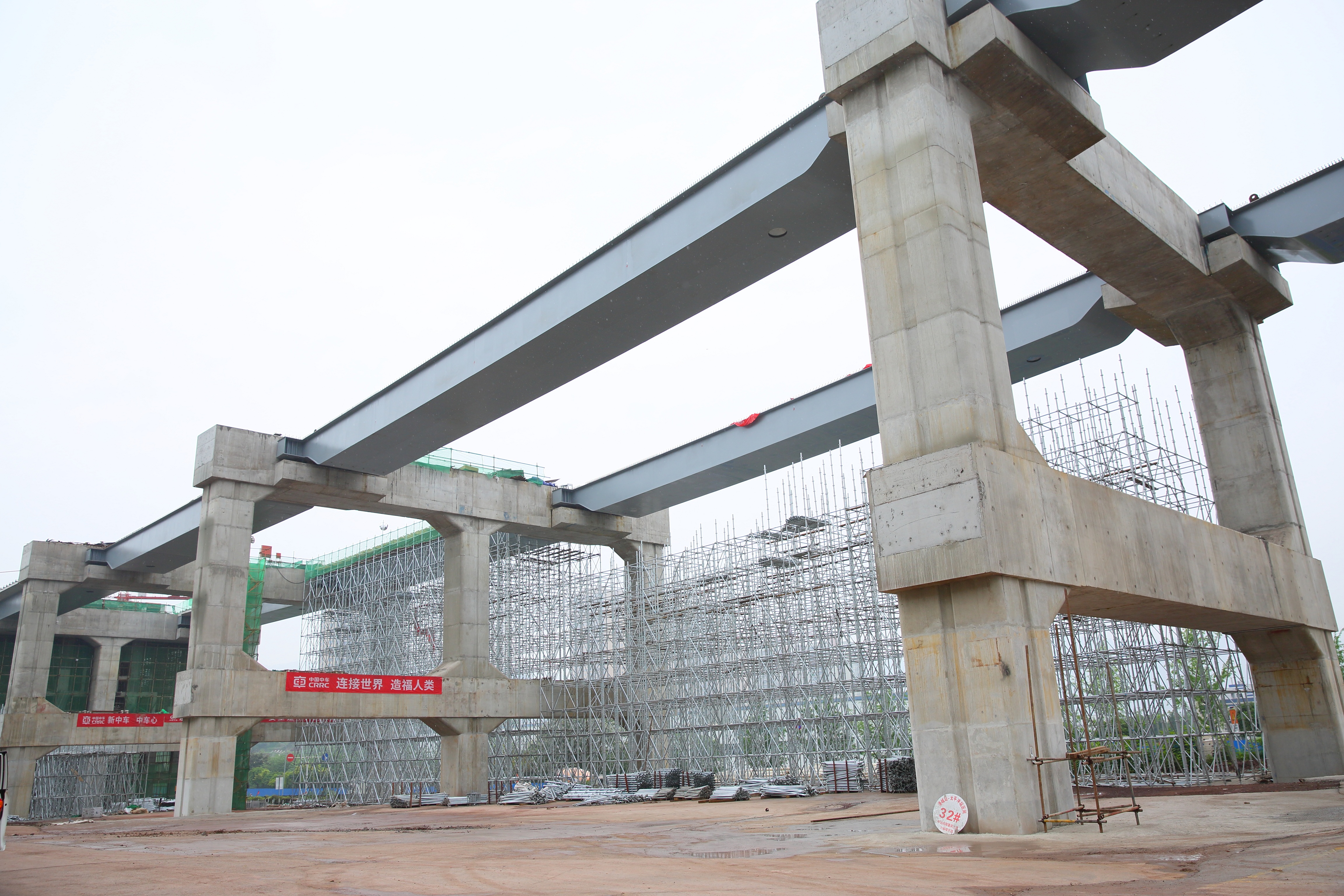 重慶市軌道交通四號線太平衝站至唐家沱站高架段施工