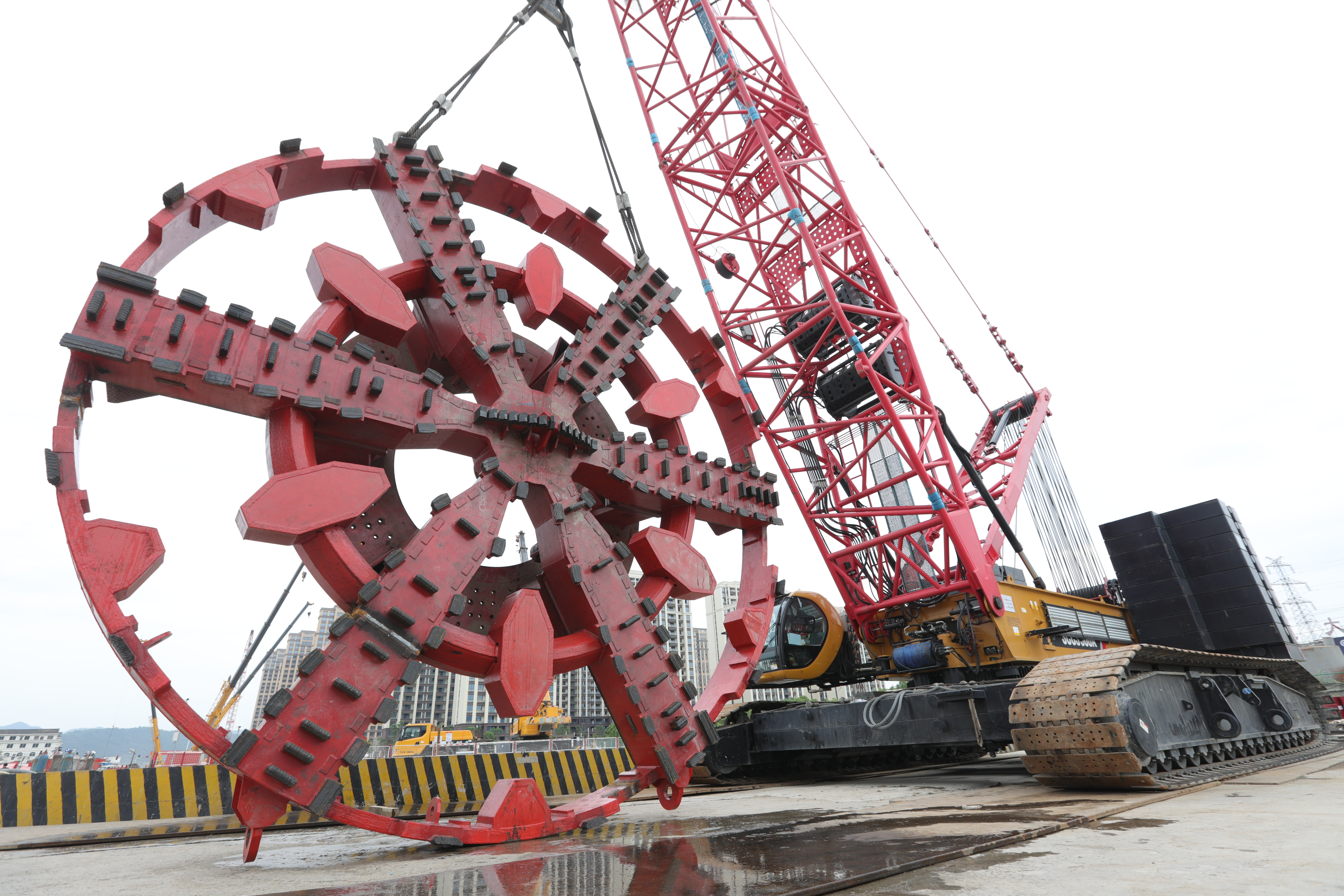 台州項目七工區盾構機組裝 (2)