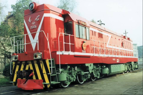 Locomotive à combustion interne DF12