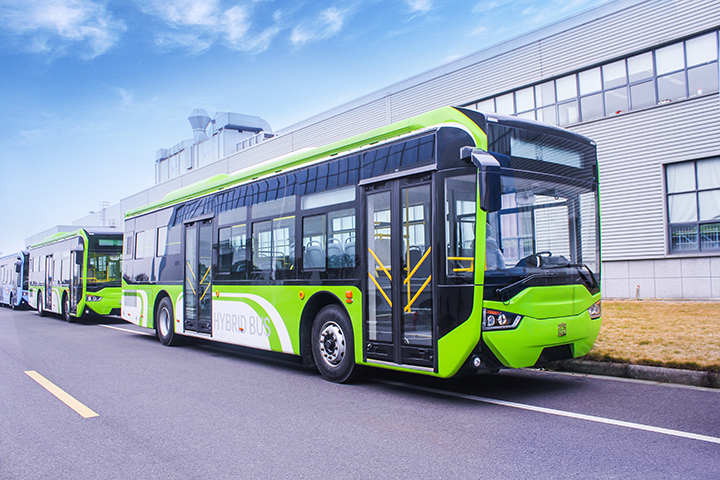 12米插電式混合動力城市客車
