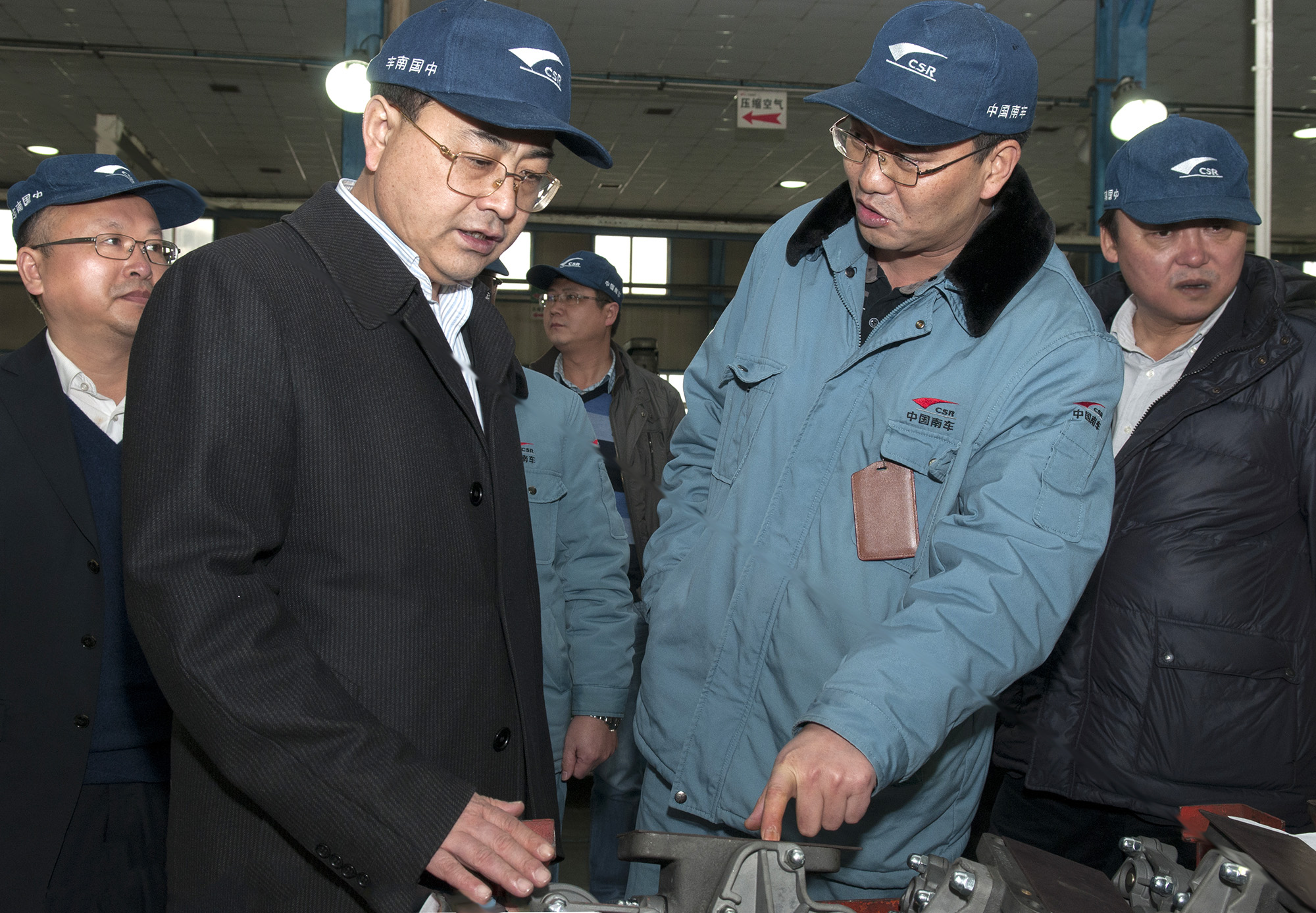 2016年1月中國中車副總裁孫永才來公司考察