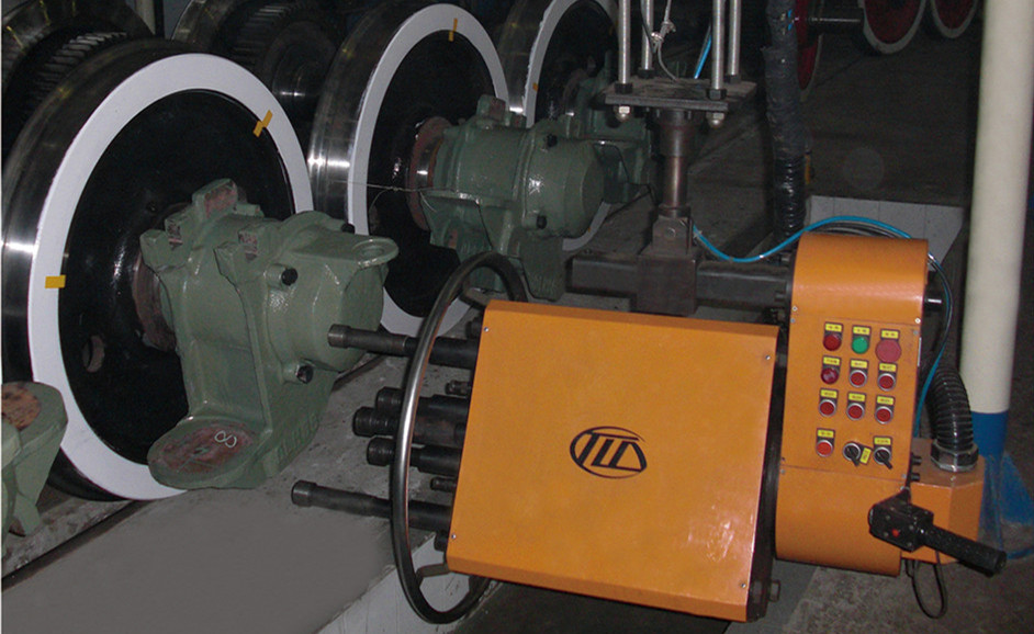 軸端軸箱工位智能擰緊機ZZB-400DC