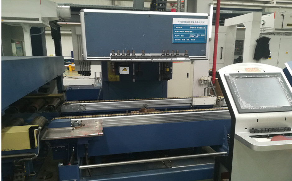 機車雙軸製動盤工位智能擰緊機ZZB-230DA