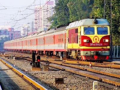東風4DK型內燃機車
