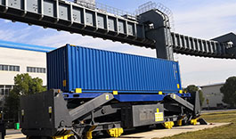 軌道式集裝箱智能運輸車