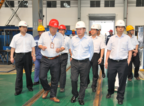 2015年9月11日，中國中車總裁奚國華、副總裁孫永才到公司調研指導工作