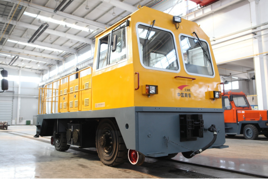 1800t公鐵牽引車