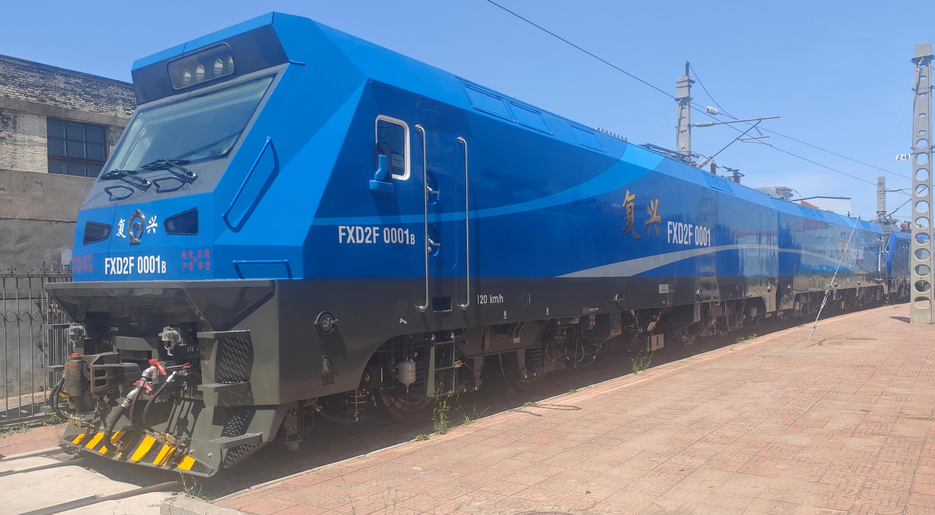 永磁直驅貨運電力機車