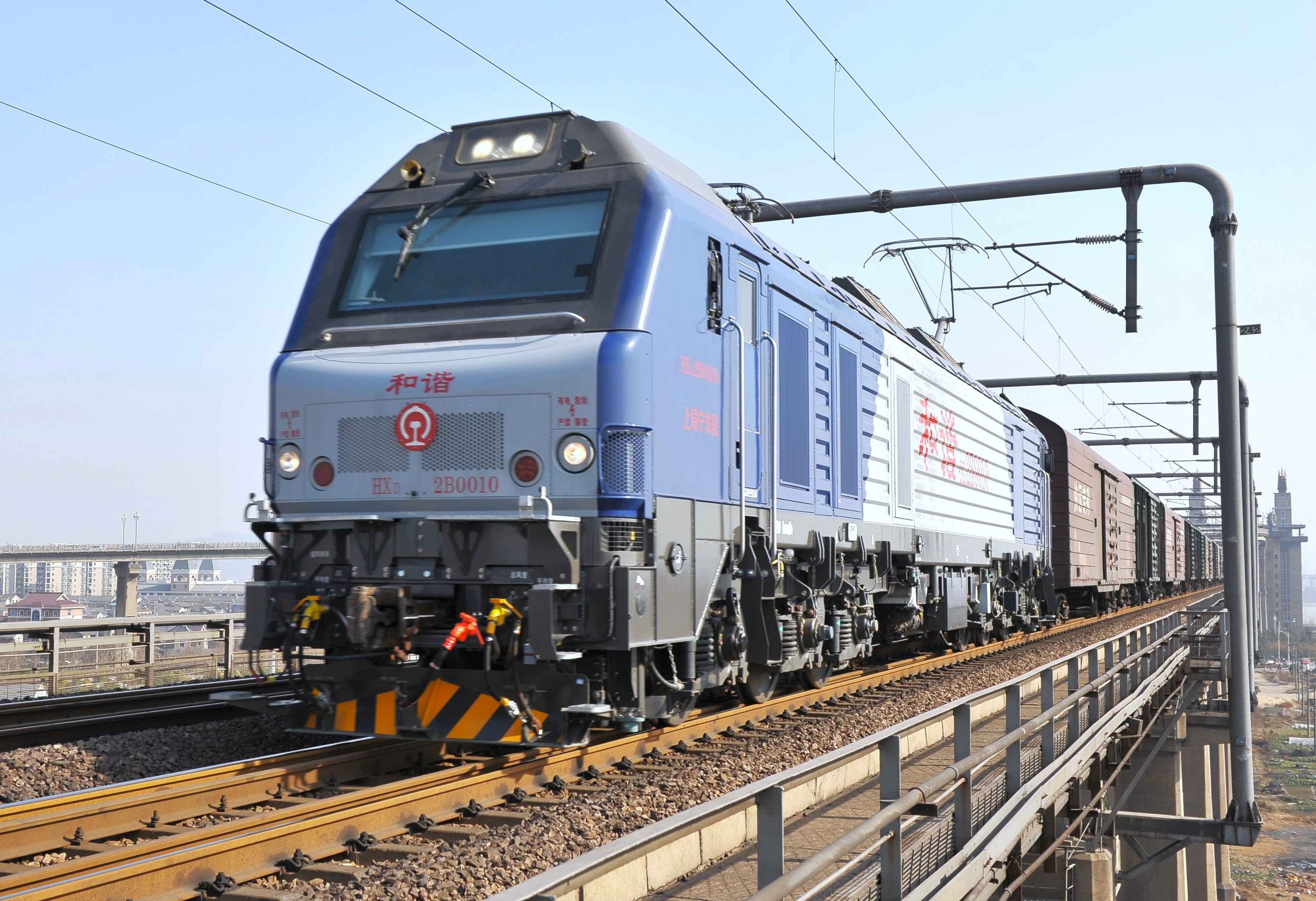 和諧2B型電力機車