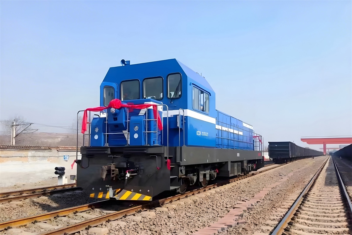 700 kW Battery Locomotive