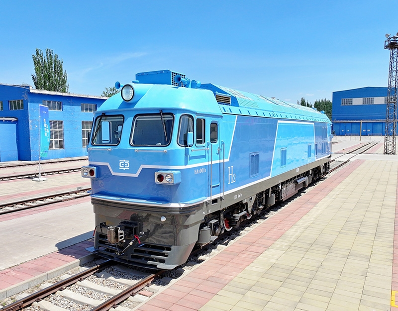 Модернизированный локомотив с водородным приводом переменного тока мощностью 920 кВт